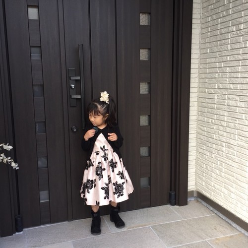 クリスマスsale 上品なオードリーワンピースandミニバッグ80 90 100 110 ドレス ワンピース 子供服 Luxury Rose 通販 Creema クリーマ ハンドメイド 手作り クラフト作品の販売サイト クリスマスsale 上品なオードリーワンピースandミニバッグ80 90 100 110 ドレス ワンピース 子供服 Luxury Rose 通販 Creema クリーマ ハンドメイド 手作り クラフト作品の販売サイト