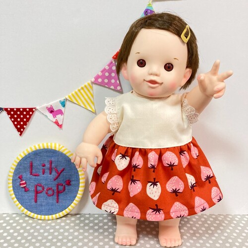 ラブリーいちごのワンピース Or ぽぽちゃん 服 Usaコットン おもちゃ 人形 Lily Pop 通販 Creema クリーマ ハンドメイド 手作り クラフト作品の販売サイト